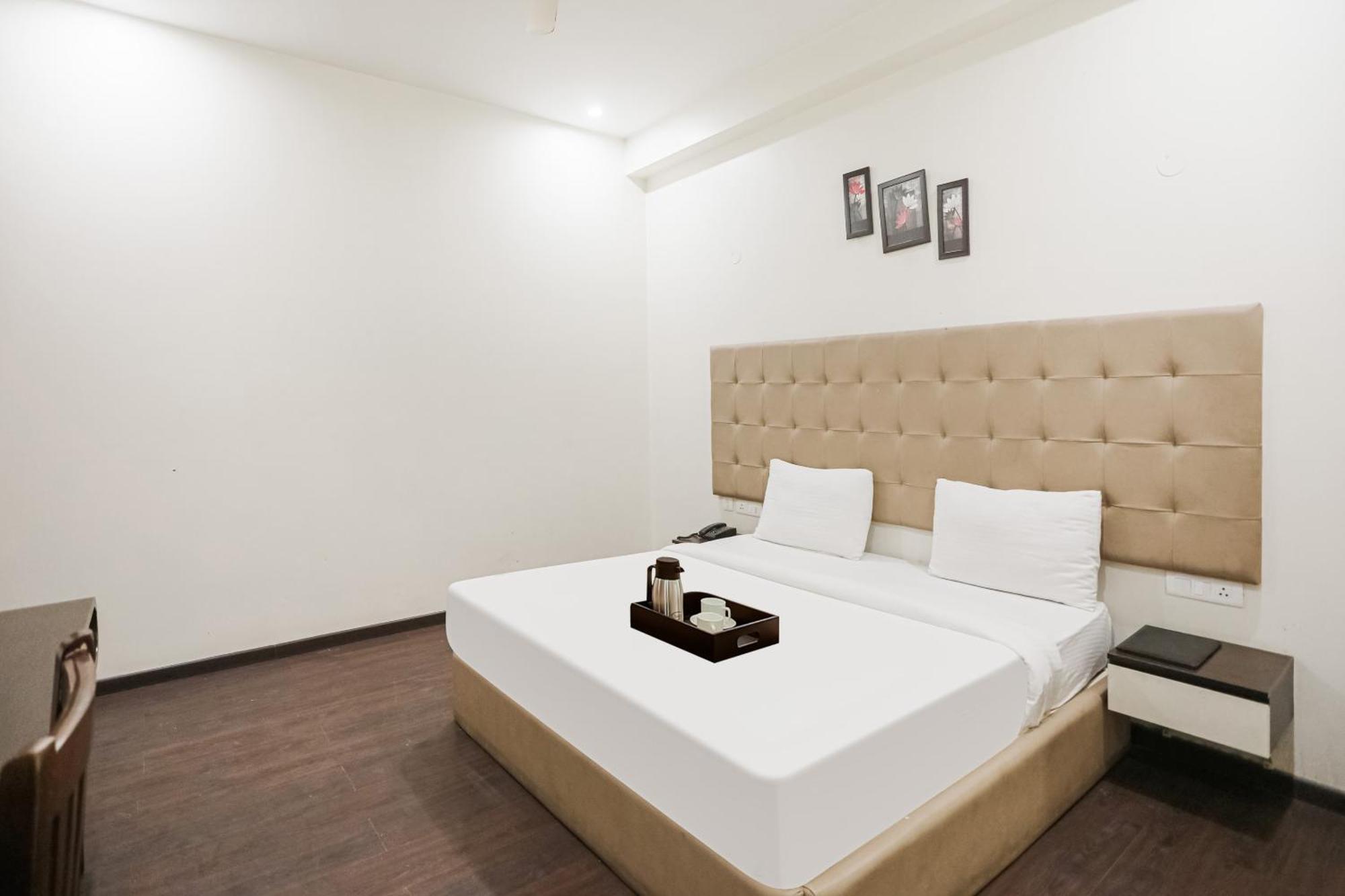Townhouse The Amv Hotel Gurgáon Kültér fotó
